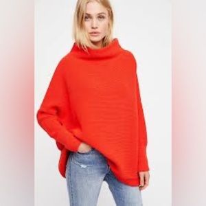 Free People Ottoman Slouchy Tunic Sweater in Fire Ruby